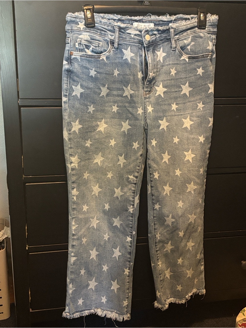 Judy Blue Light Blue Star Print Cropped Jeans